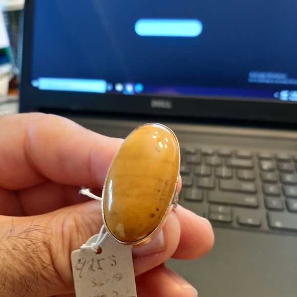 Ladies Jewelry - Picture 4 of 9